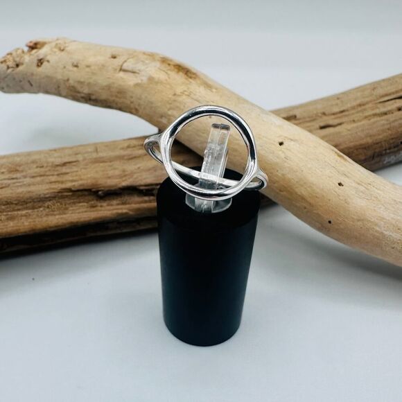 Sterling Silver Modern High Polish Circle Ring - Picture 4 of 5